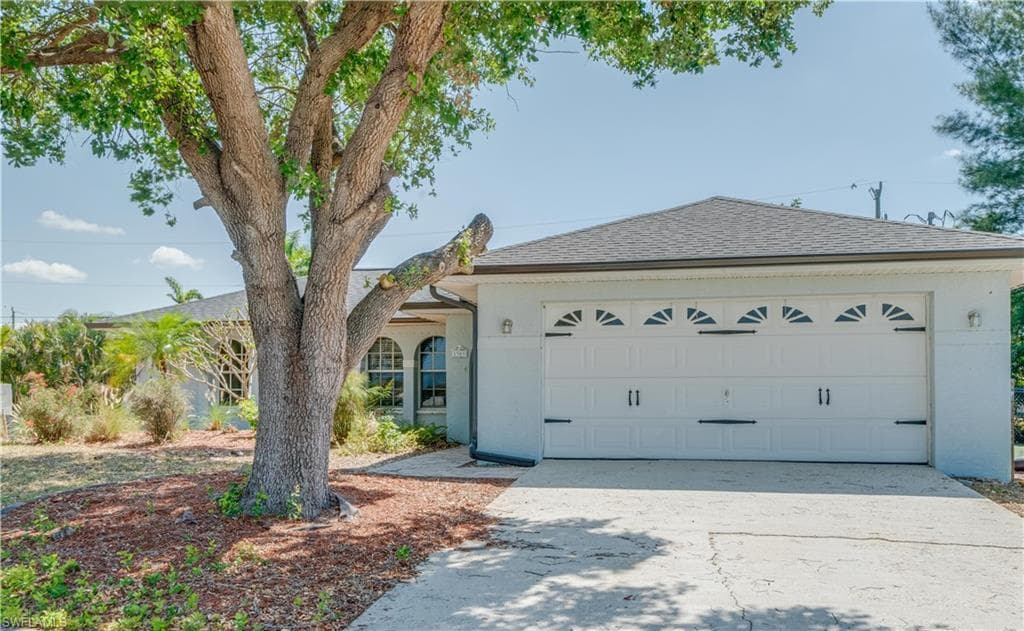 1909 NE 4th PL CAPE CORAL, FL 33909