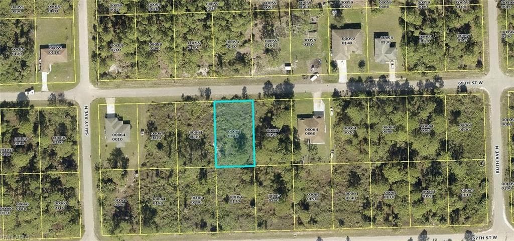 3313 68th ST W LEHIGH ACRES, FL 33971