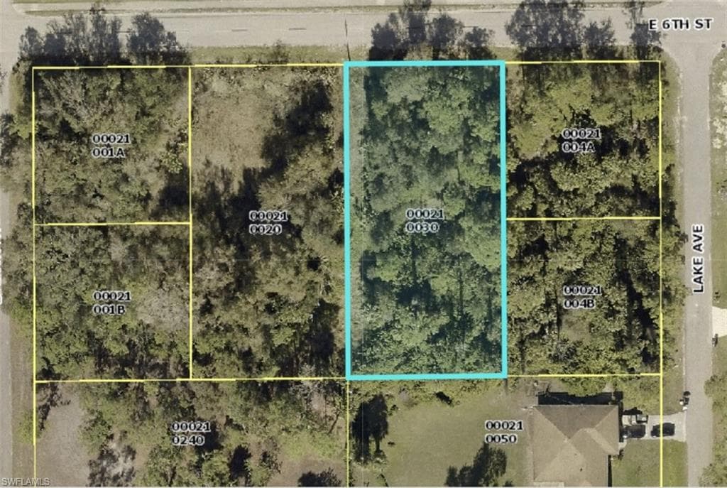 804 E 6th ST LEHIGH ACRES, FL 33972