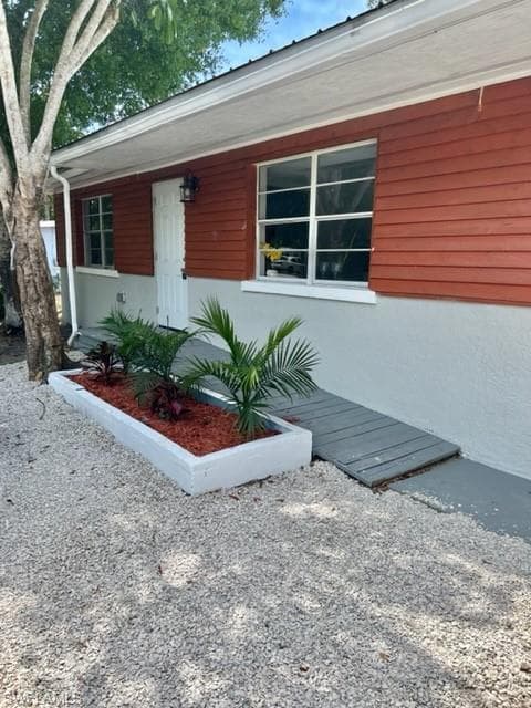 1261 Old Bridge RD NORTH FORT MYERS, FL 33917