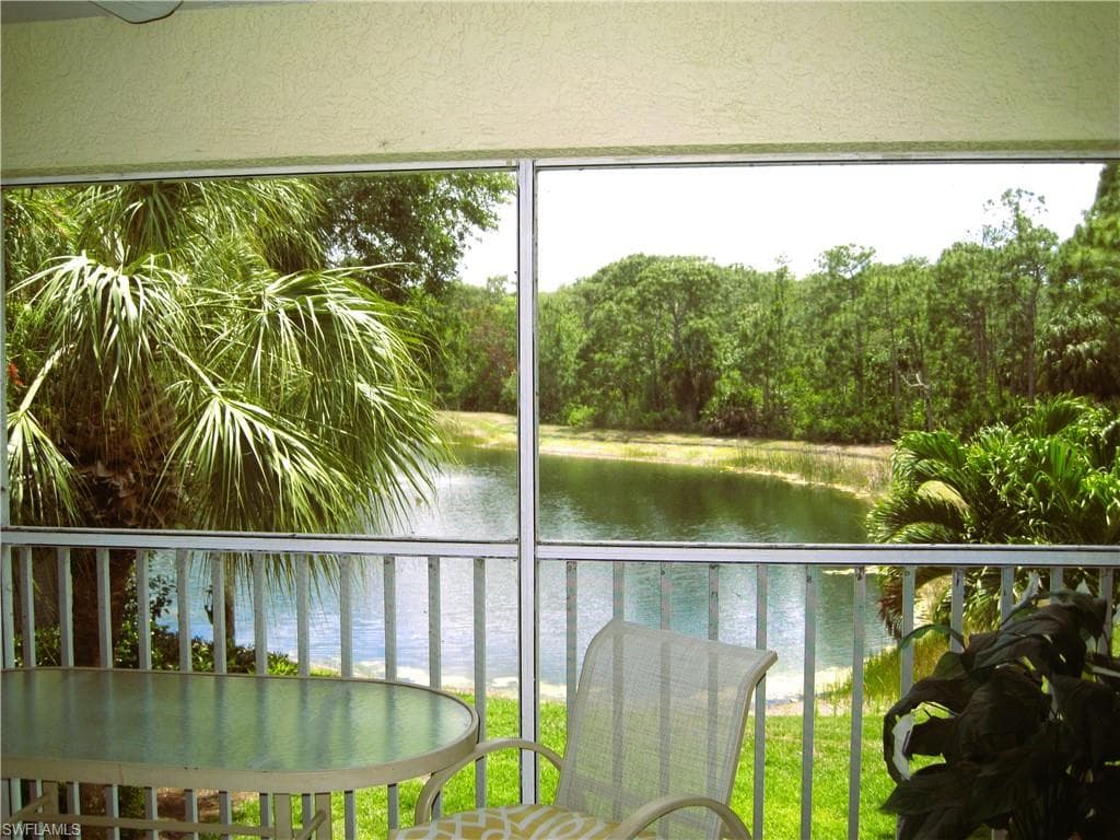 1035 Tarpon Cove DR 1605 NAPLES, FL 34110