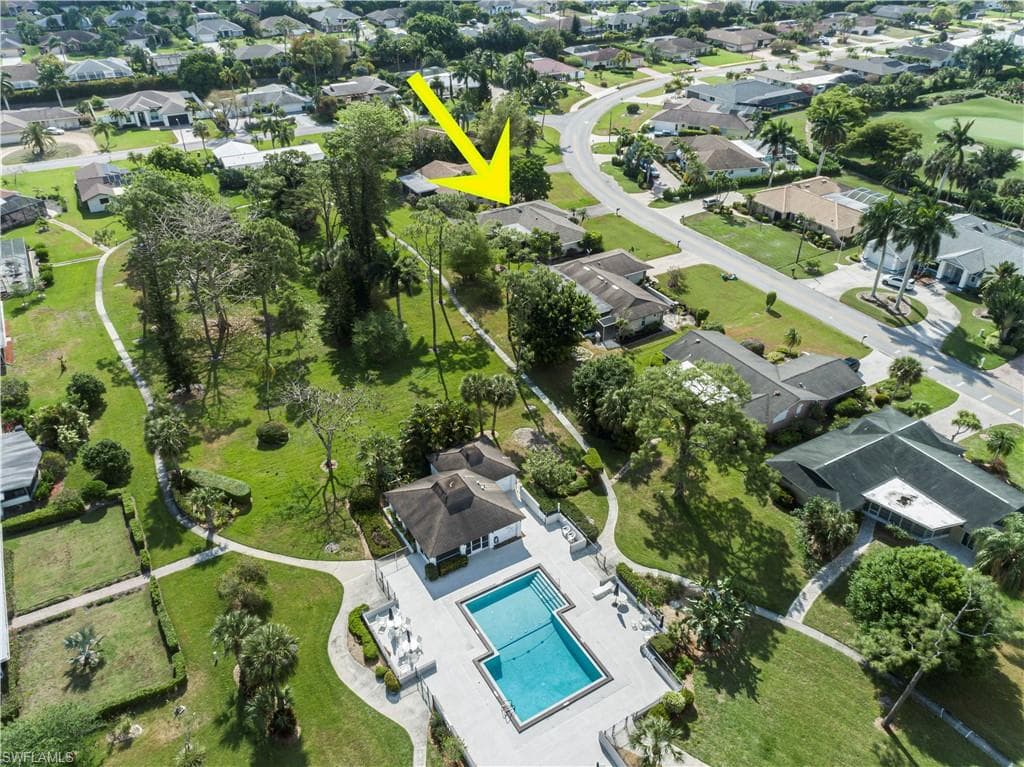 681 Cypress WAY E NAPLES, FL 34110