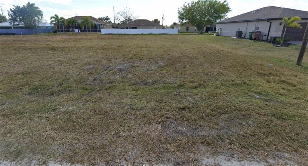 2208 NW 9th ST CAPE CORAL, FL 33993