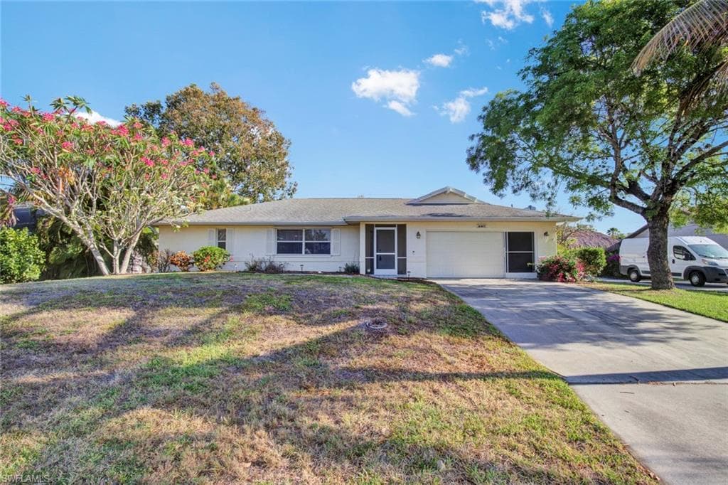 407 SW 34th ST CAPE CORAL, FL 33914