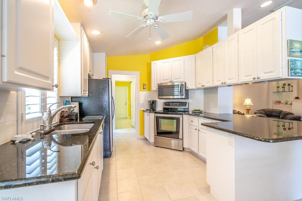 5602 Eleuthera WAY NAPLES, FL 34119