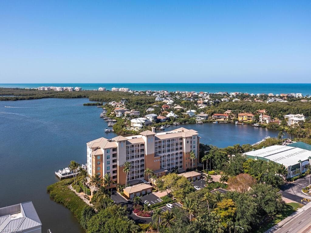 4975 Bonita Beach RD 304 BONITA SPRINGS, FL 34134