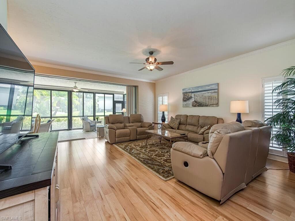 752 Eagle Creek DR 103 NAPLES, FL 34113