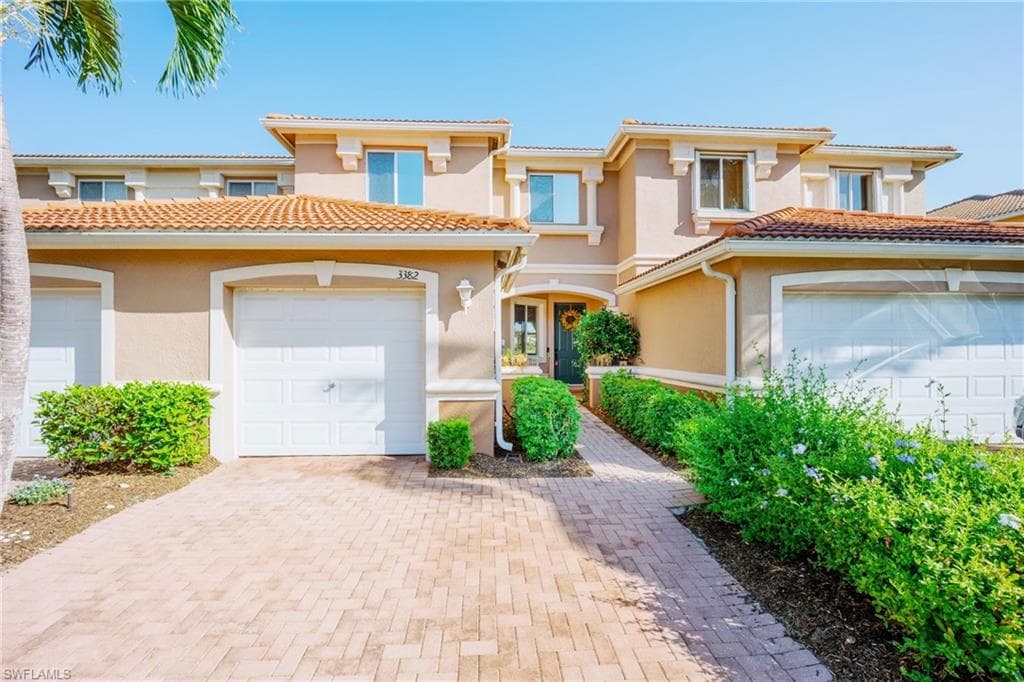 3382 Dandolo CIR CAPE CORAL, FL 33909
