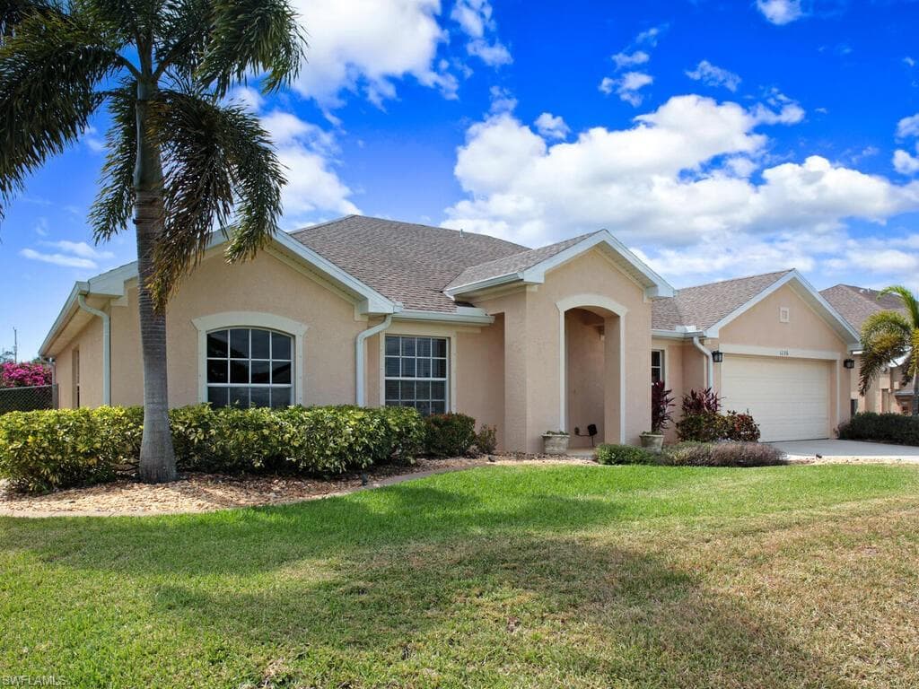 1136 NW 19th PL CAPE CORAL, FL 33993
