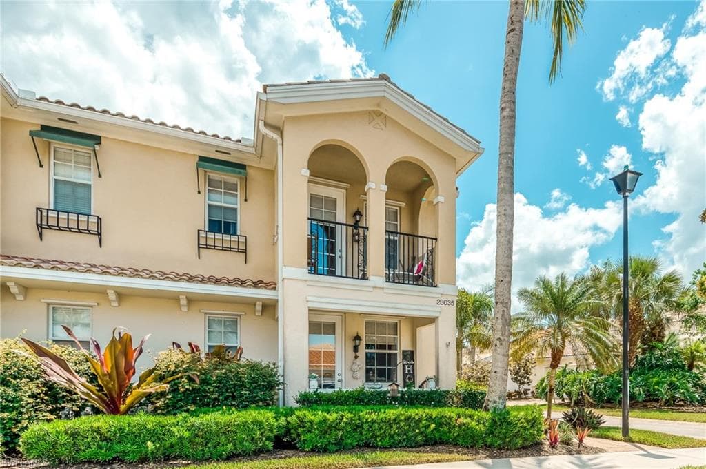 28035 Grossetto WAY BONITA SPRINGS, FL 34135