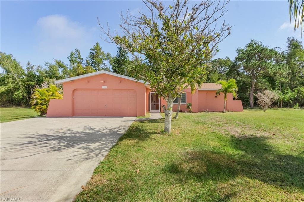 5946 Stringfellow RD ST. JAMES CITY, FL 33956