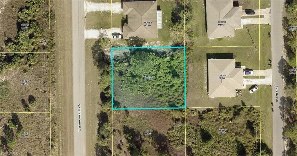 853/855 Eisenhower BLVD LEHIGH ACRES, FL 33974