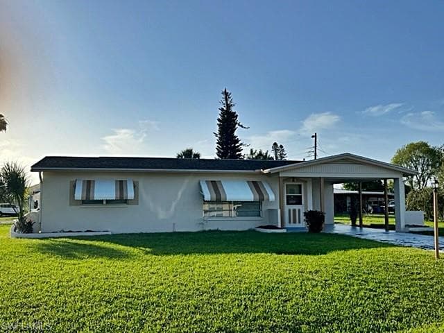 102 Calvin AVE LEHIGH ACRES, FL 33936