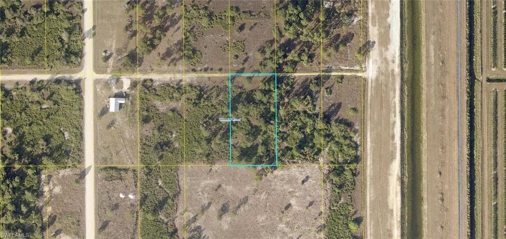 7583 15th PL LABELLE, FL 33935