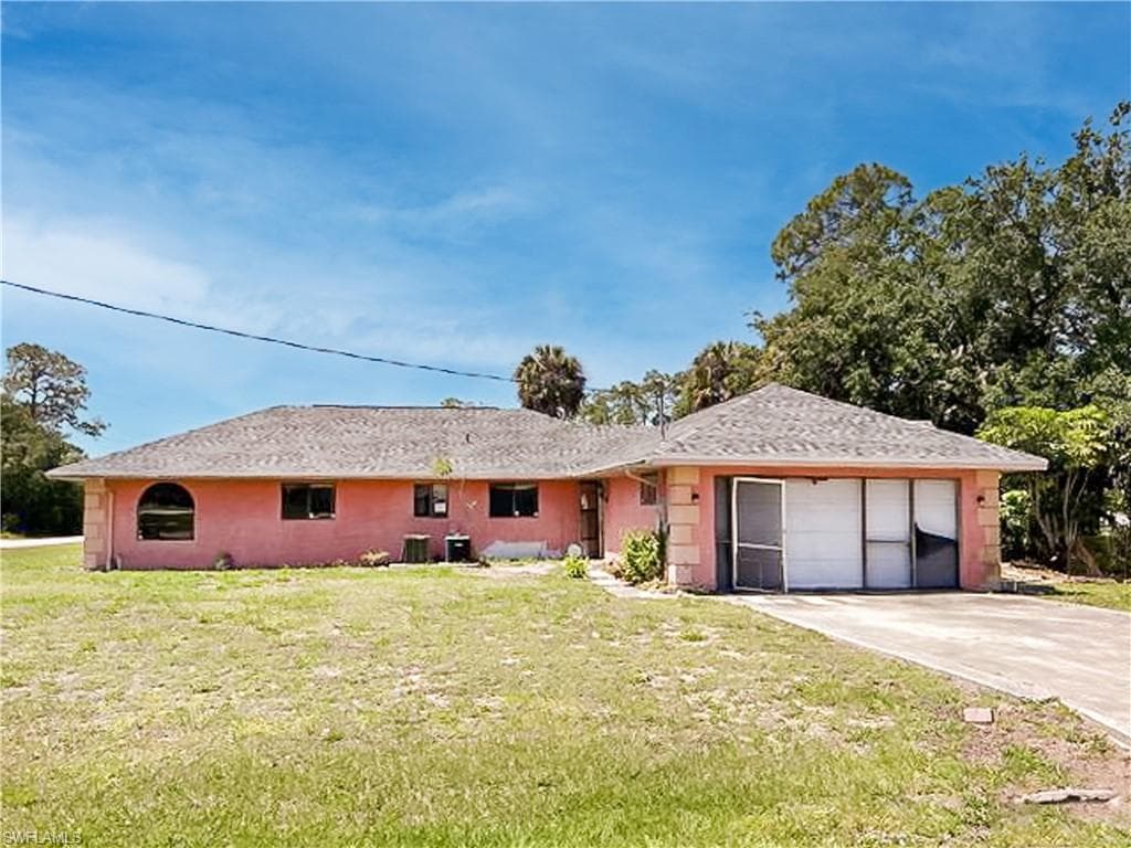 5013 26th ST SW LEHIGH ACRES, FL 33973