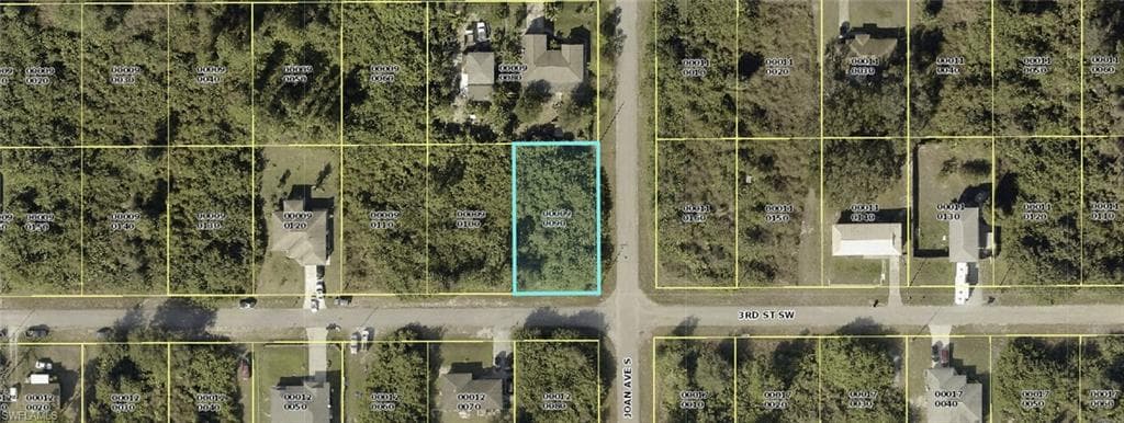 3000 3rd ST SW LEHIGH ACRES, FL 33976
