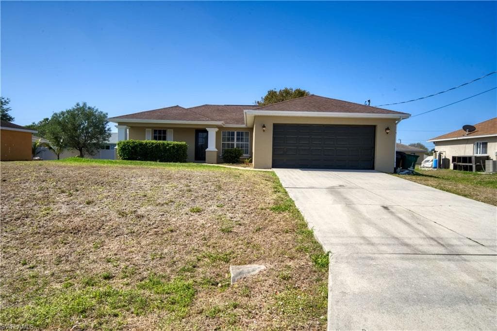 316 NE 30th TER CAPE CORAL, FL 33909