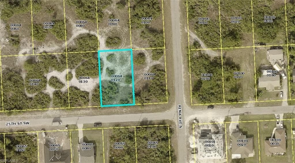 3302 25th ST SW LEHIGH ACRES, FL 33976