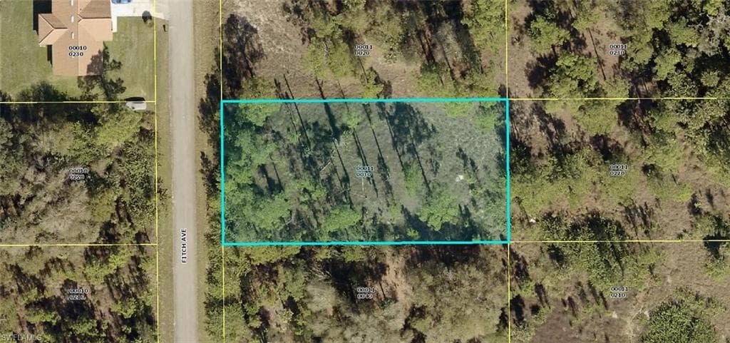818 Fitch AVE LEHIGH ACRES, FL 33972