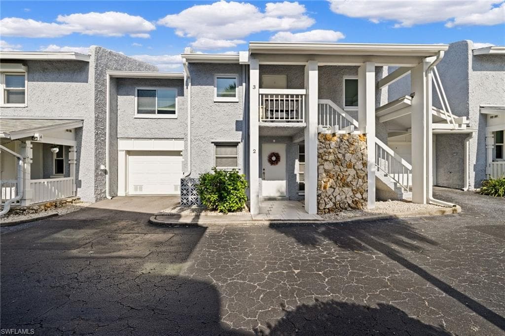 2 WATERCOLOR WAY 2 NAPLES, FL 34113