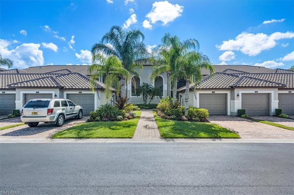 10220 Heritage Bay BLVD 324 NAPLES, FL 34120