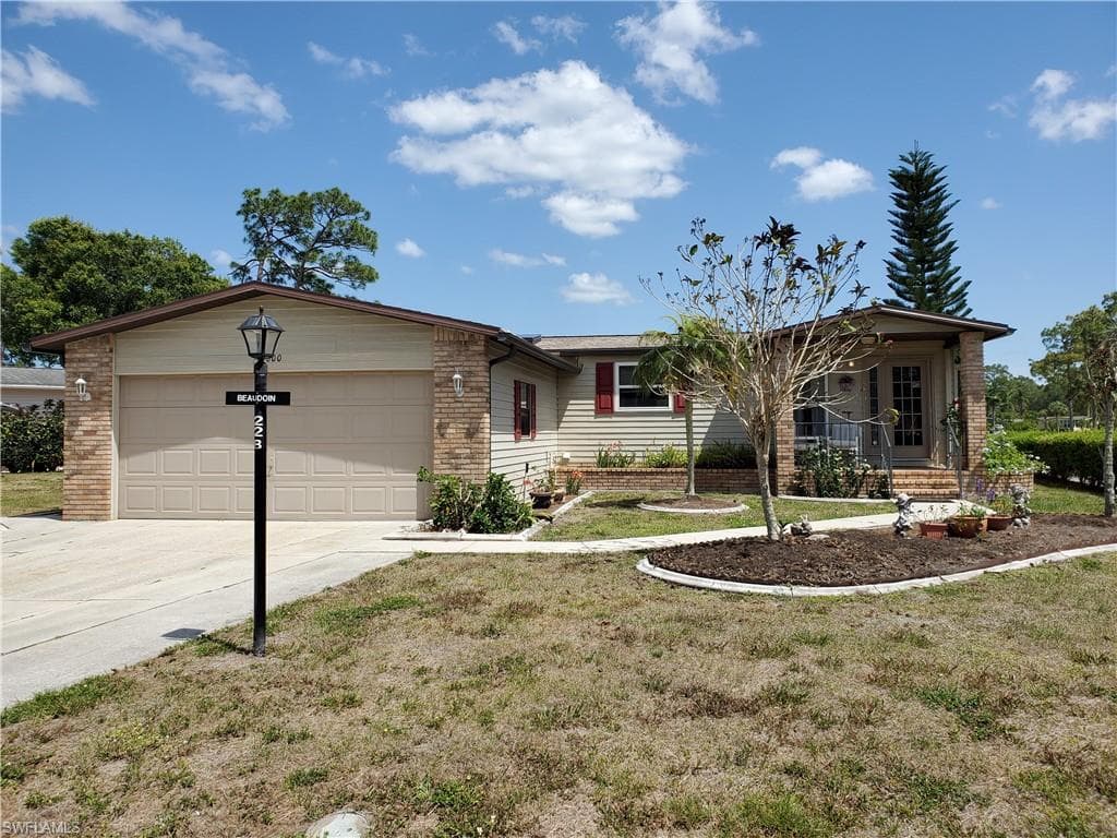 19600 Eagle Trace CT S NORTH FORT MYERS, FL 33903