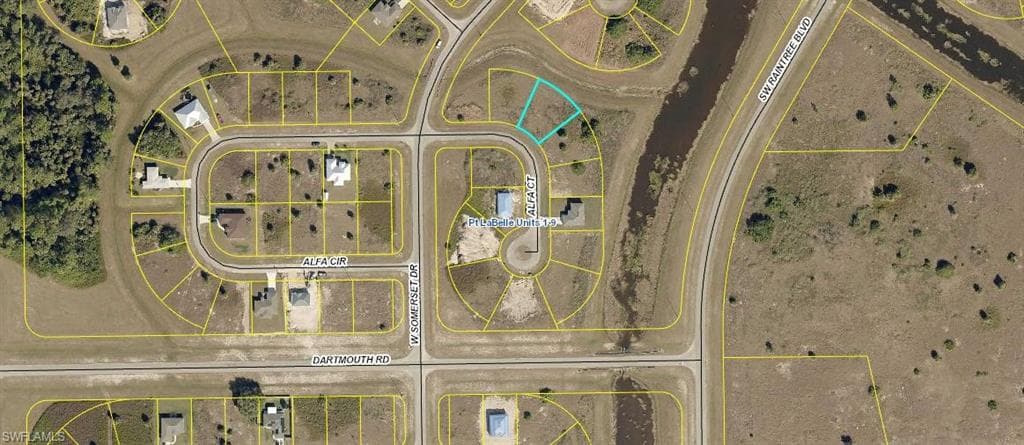 7004 Alfa CIR LABELLE, FL 33935
