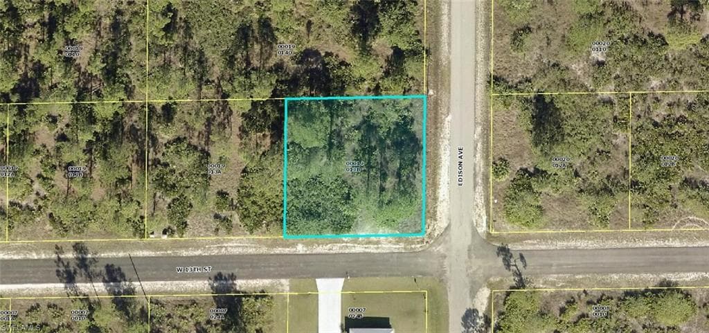 400 W 13th ST LEHIGH ACRES, FL 33972