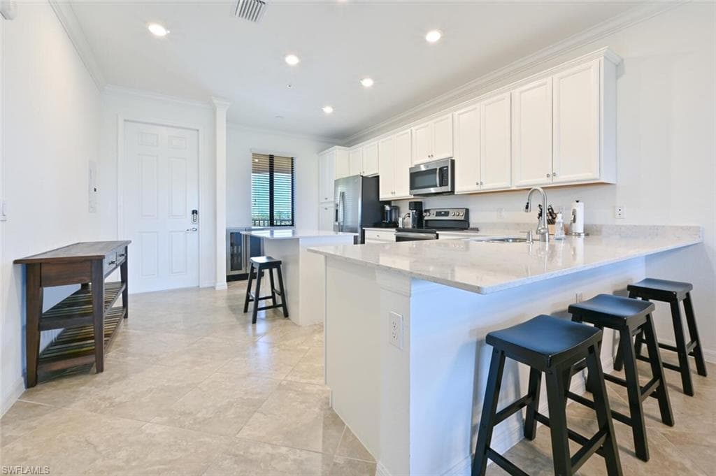9572 Trevi CT 5043 NAPLES, FL 34113