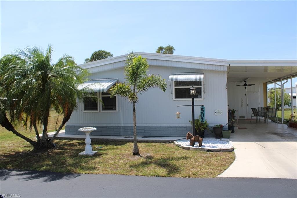 502 Sun Up ST NORTH FORT MYERS, FL 33917