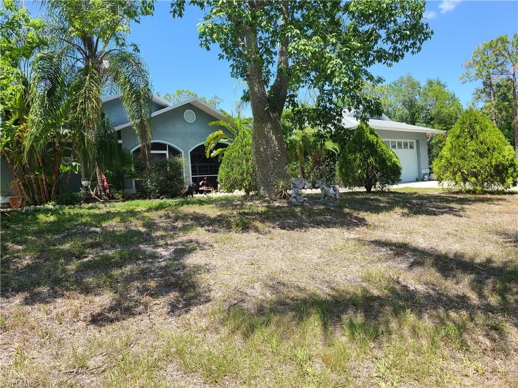 11910 Palomino LN FORT MYERS, FL 33912