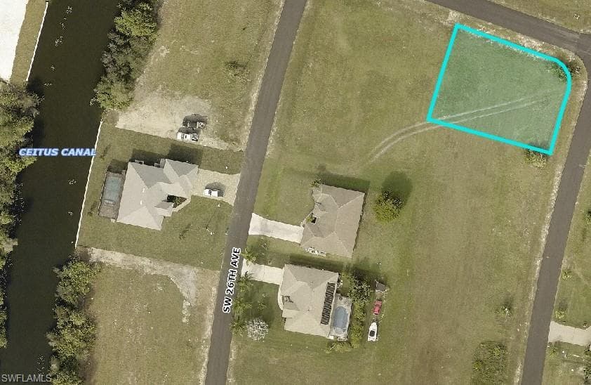 318 SW 25th PL CAPE CORAL, FL 33991