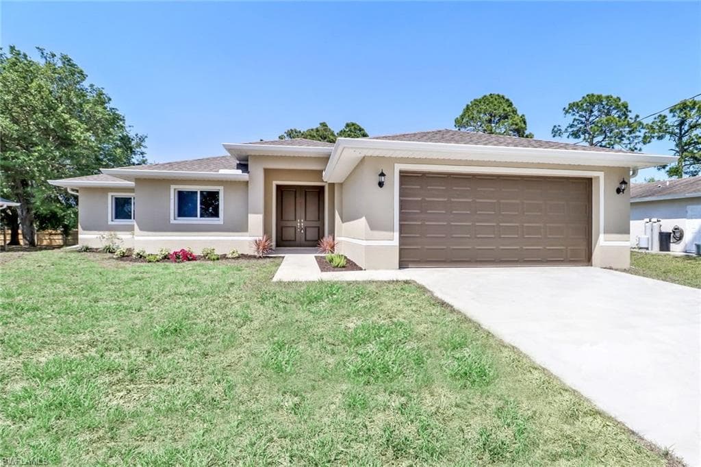 3209 14th ST W LEHIGH ACRES, FL 33971