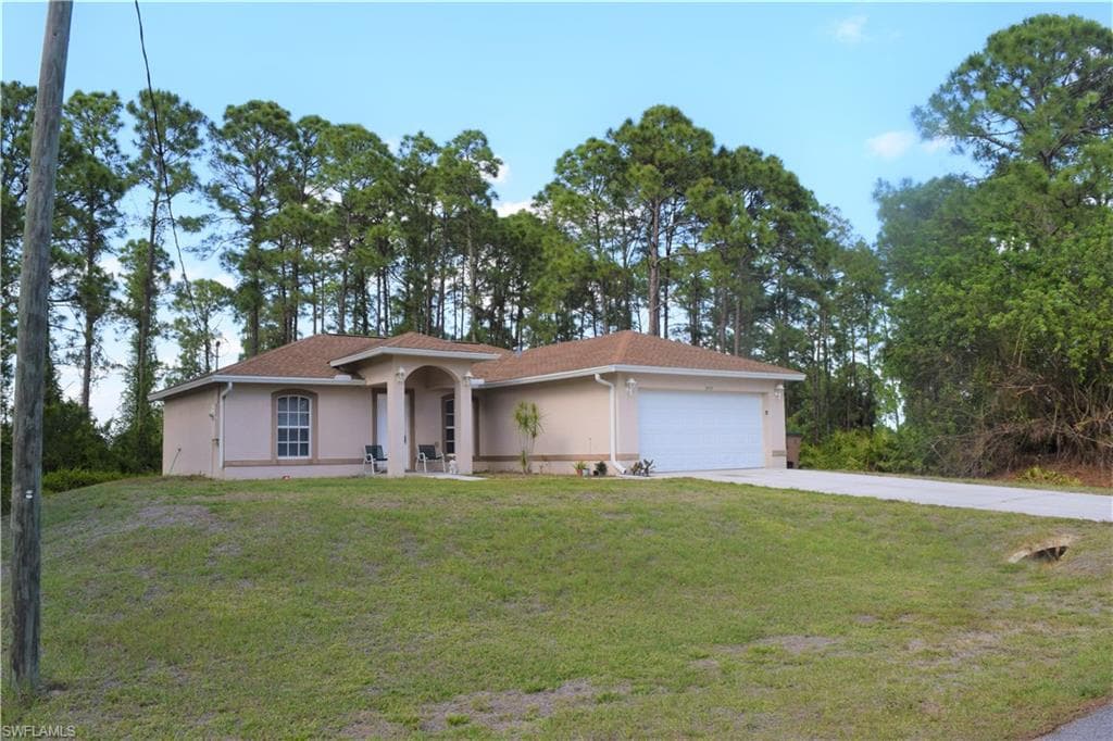 3416 74th ST W LEHIGH ACRES, FL 33971