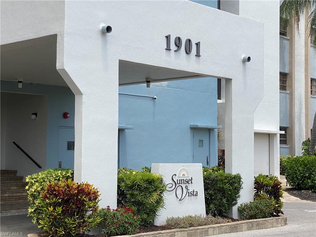 1901 Clifford ST 802 FORT MYERS, FL 33901