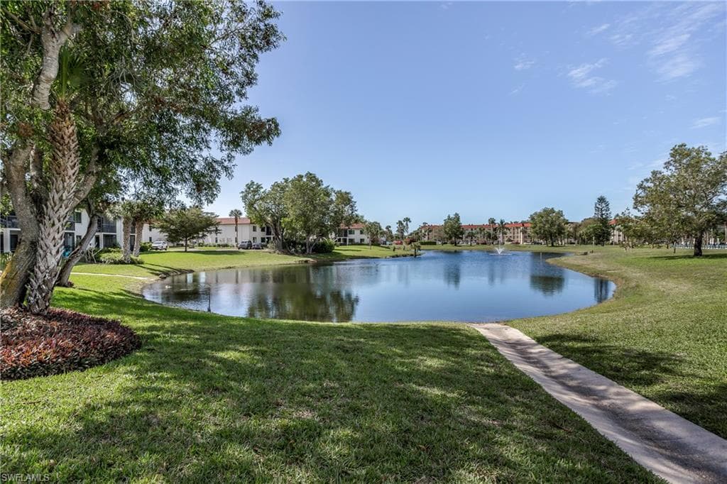 4245 27th CT SW 105 NAPLES, FL 34116