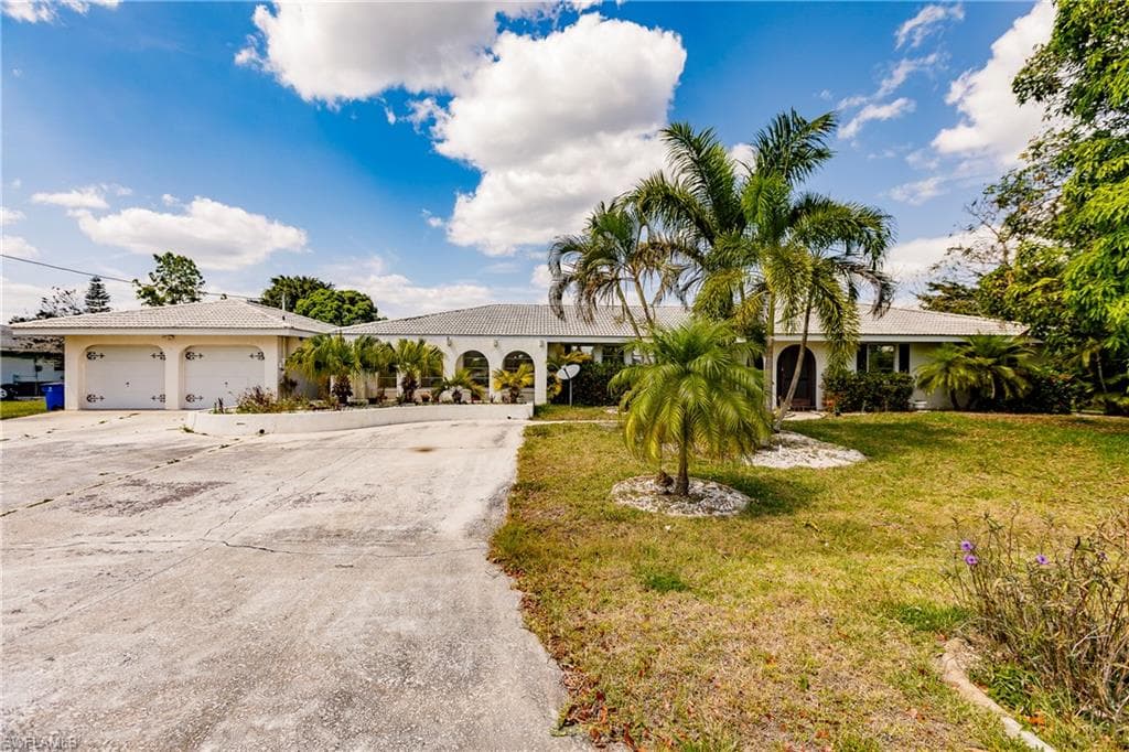 1737 Cascade WAY NORTH FORT MYERS, FL 33917