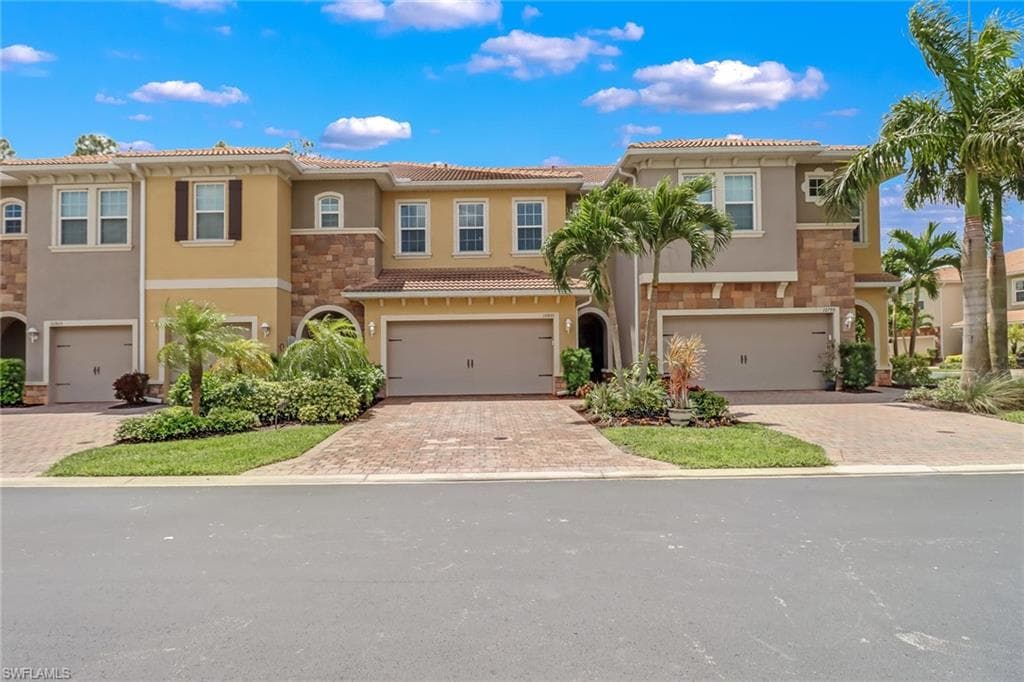 10801 Alvara Point DR BONITA SPRINGS, FL 34135