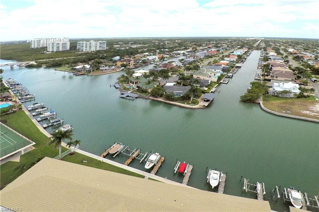 10686 Gulf Shore DR A-303 NAPLES, FL 34108