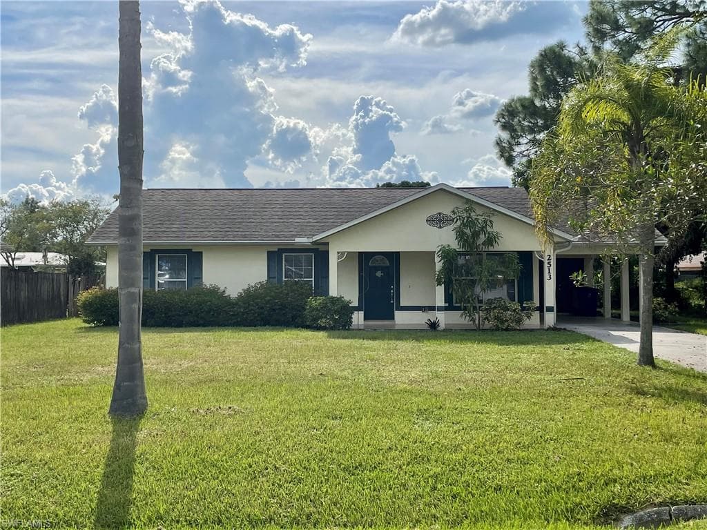 2513 E Cypress AVE FORT MYERS, FL 33905
