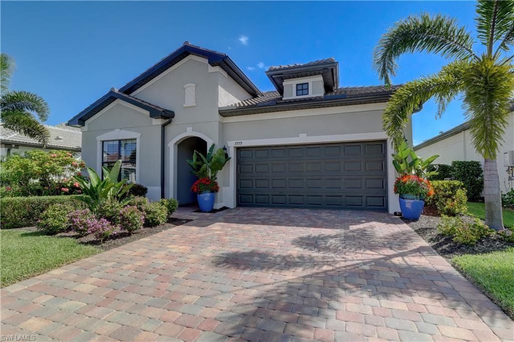 7779 Winding Cypress DR NAPLES, FL 34114