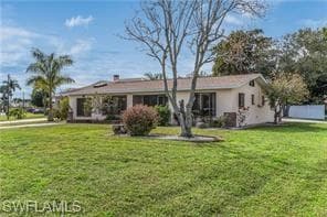 4302 SE 18th PL CAPE CORAL, FL 33904