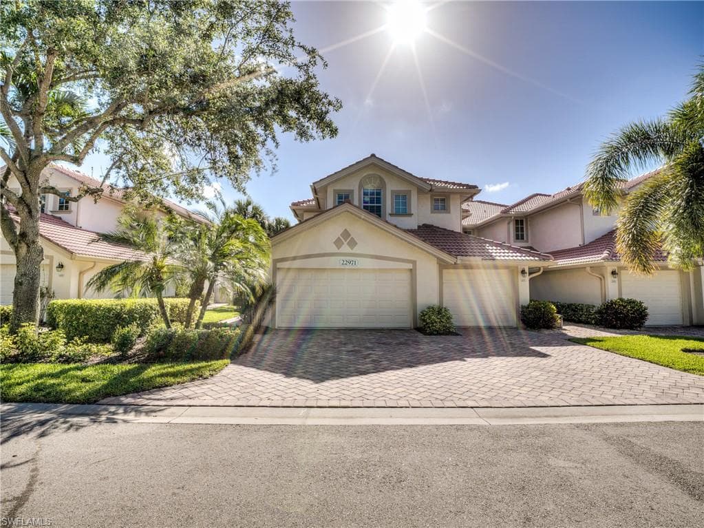 22971 Rosedale DR 101 ESTERO, FL 34135