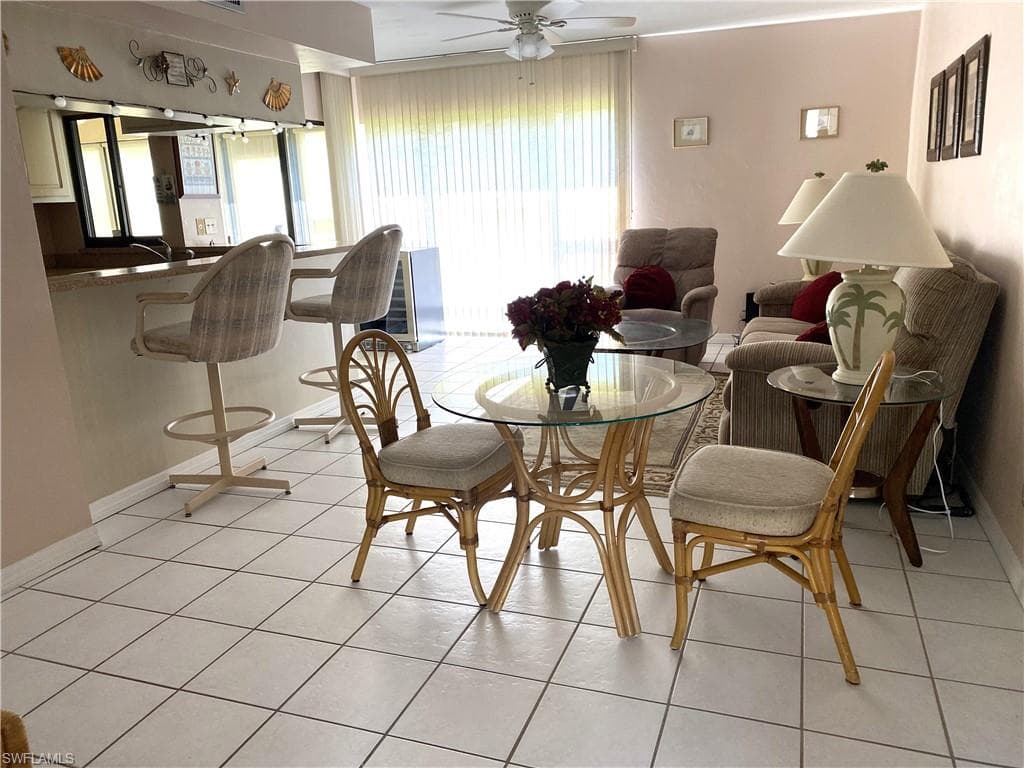 5530 Trailwinds DR 715 FORT MYERS, FL 33907