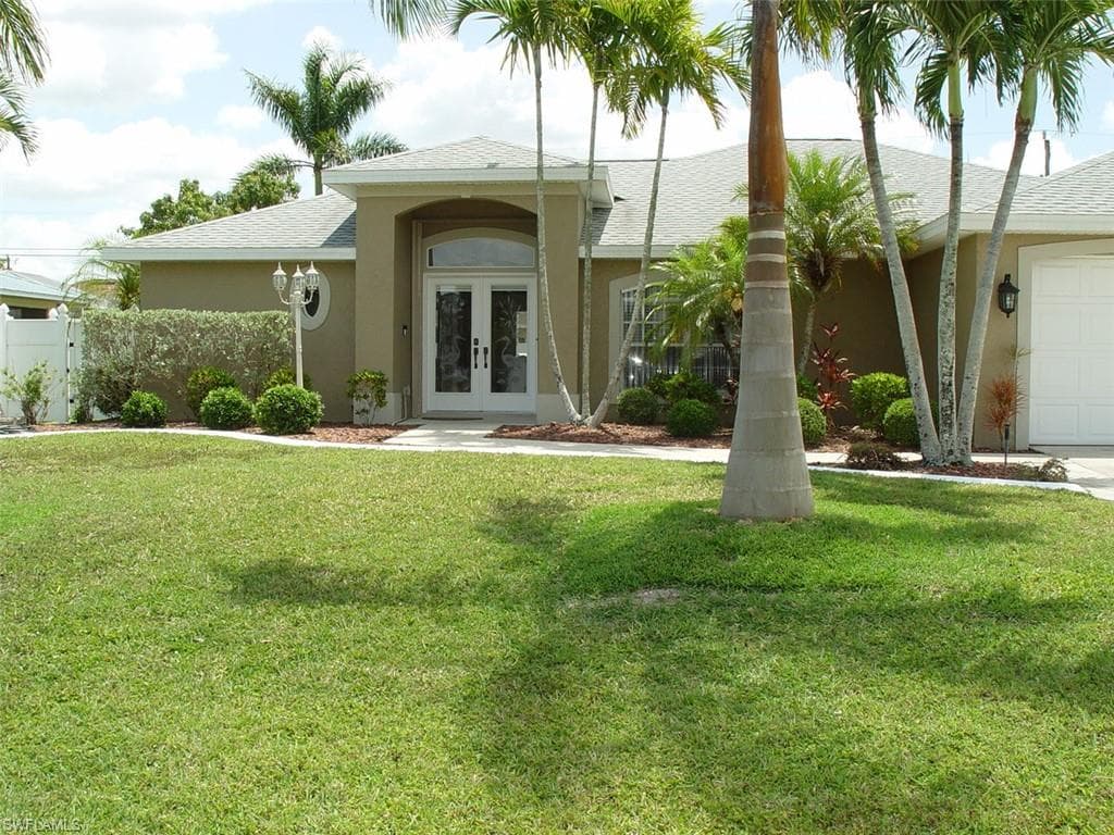 316 SE 19th LN CAPE CORAL, FL 33990