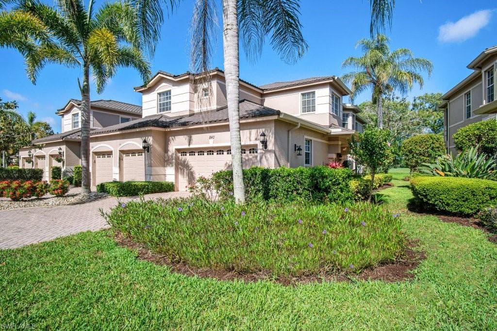 840 Regency Reserve CT 404 NAPLES, FL 34119