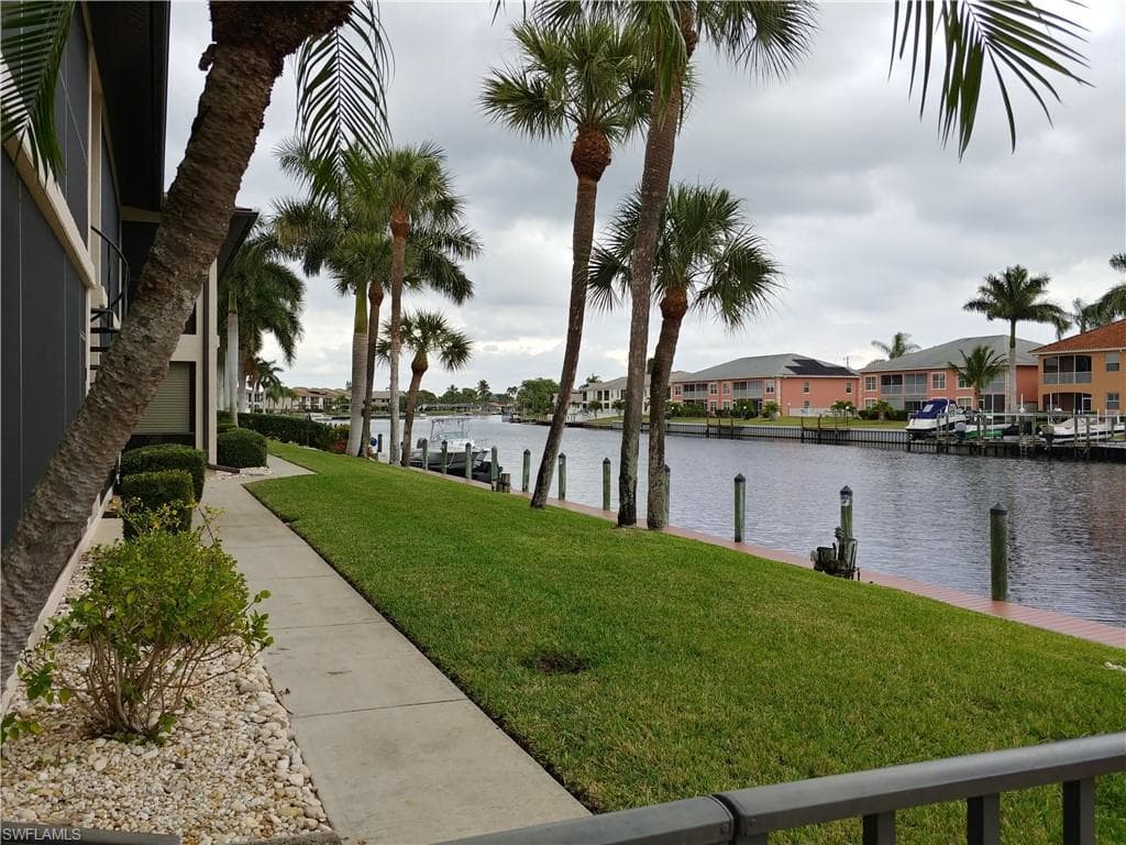 4525 Country Club BLVD 112 CAPE CORAL, FL 33904