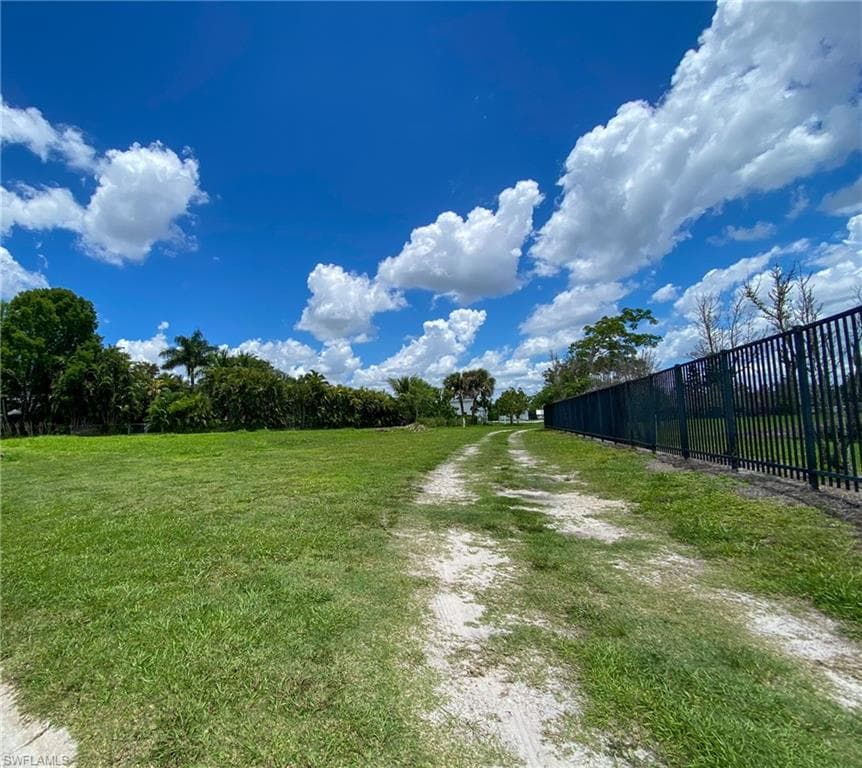 1053 S Town And River DR FORT MYERS, FL 33919