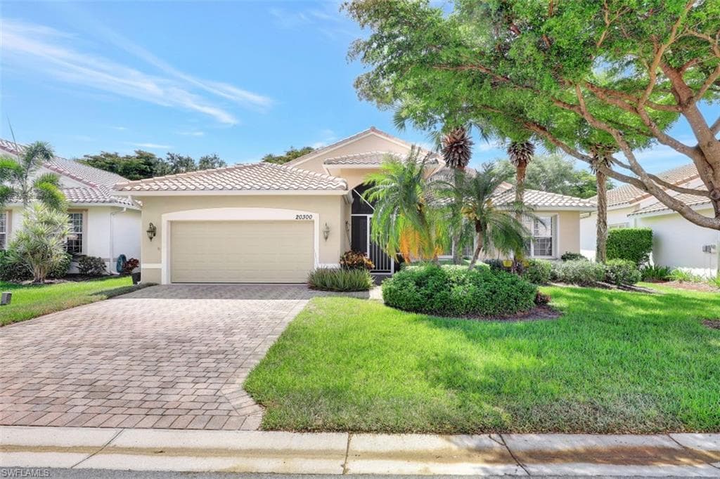 20300 Foxworth CIR ESTERO, FL 33928