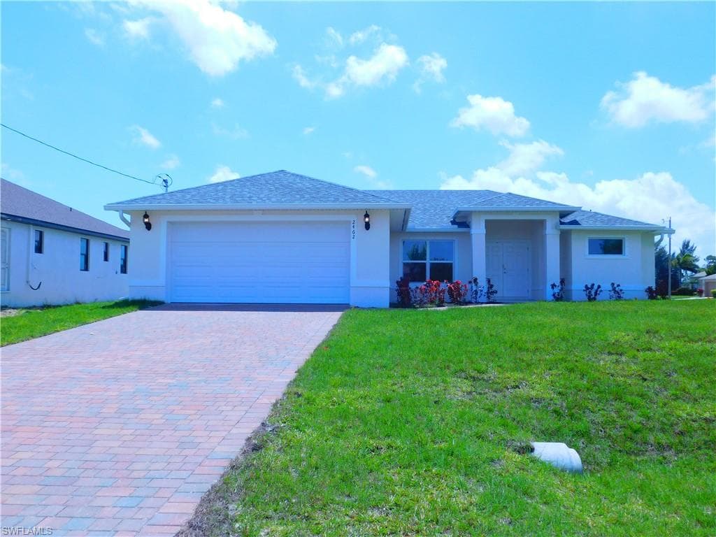 2462 NW 21st TER CAPE CORAL, FL 33993